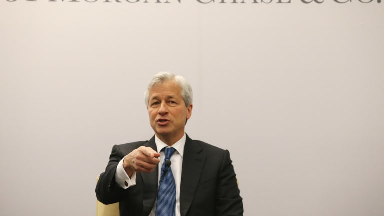 Junior JPMorgan Chasers Urged To Grind Themselves To Dust To Pay For Jamie Dimon’s Latest Bonus And Also Find Themselves