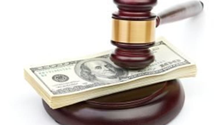 Accused Ponzi Schemer To Court: Money, Please