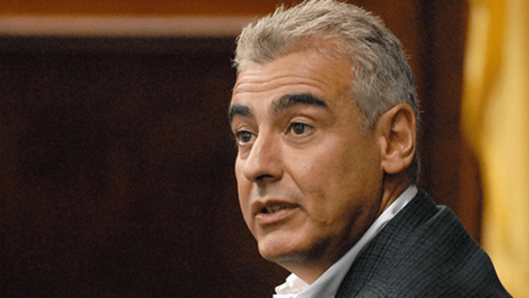 If Shareholder Activism Is Poker, Marc Lasry Doesn’t Even Know How Many Cards To Draw