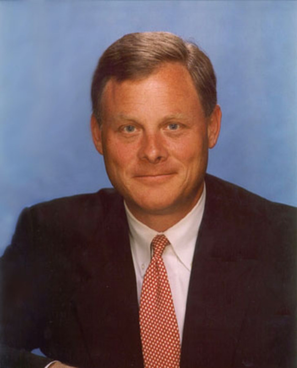 Why Does Sen. Richard Burr's Brother-In-Law Worry Testifying Before The SEC Will Be Stressful? - Vimarsana News
